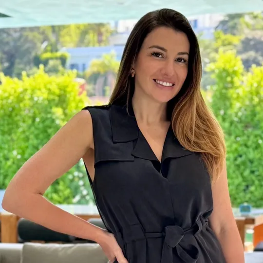 Mariya Hartley, Agent in  - Compass