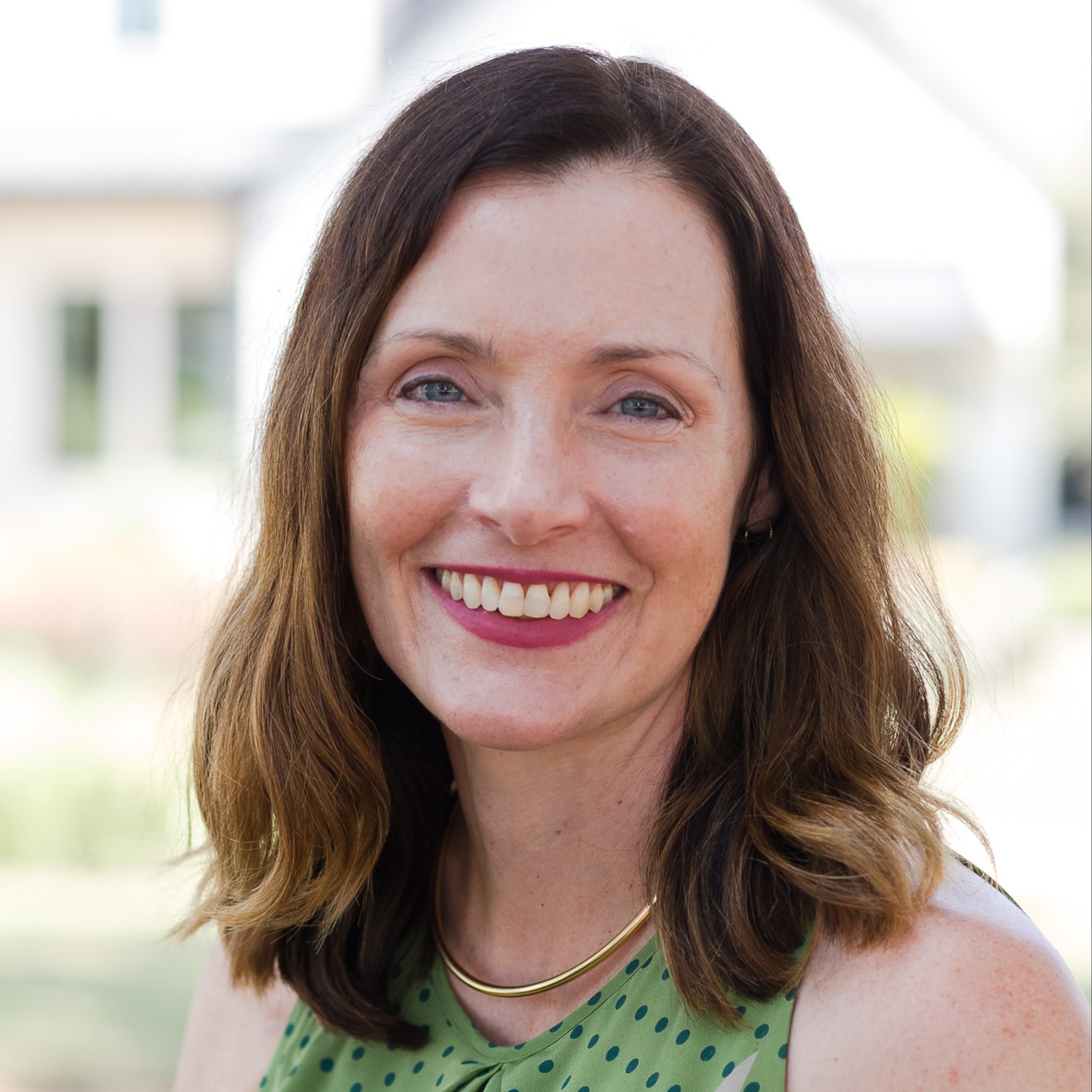 Headshot of Debbie Trominski