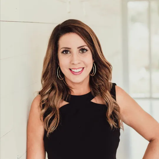 Renee Moreno, Agent in  - Compass