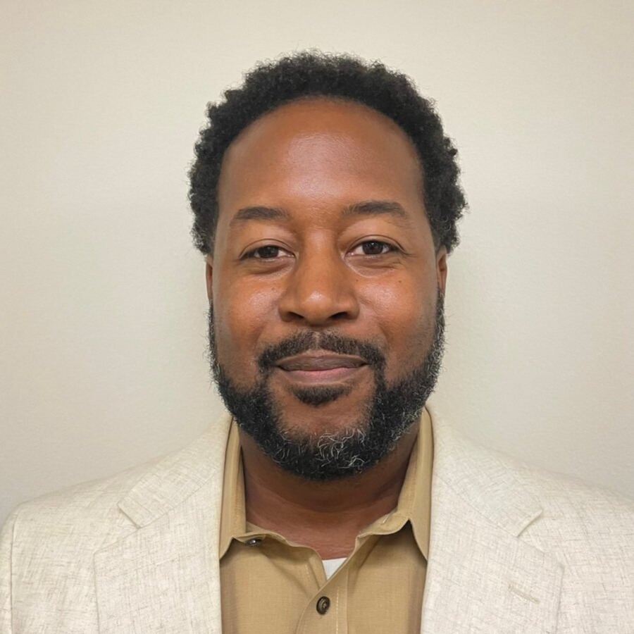 Headshot of Robert Harrison Jr