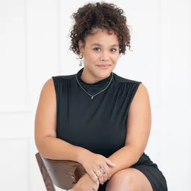 Kayla Mcclean, Agent in  - Compass