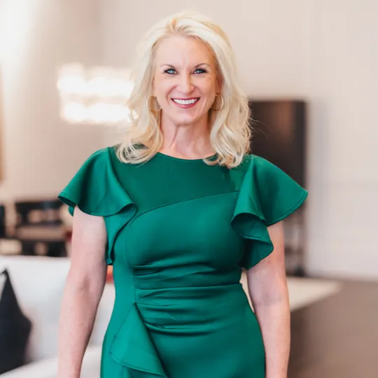 Courtney Slater, Agent in  - Compass