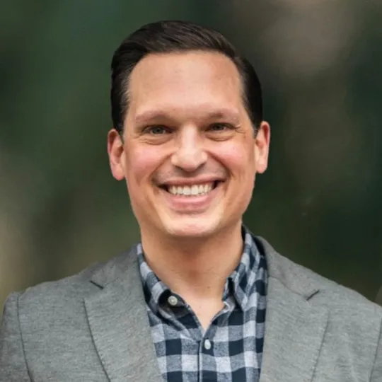 Jason Lewis, Agent in  - Compass