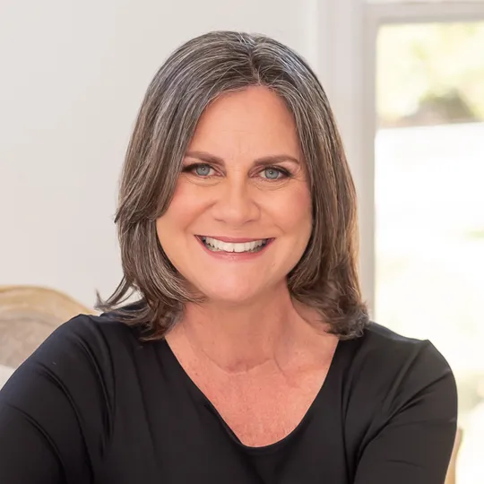 Kathy Hassett, Agent in  - Compass