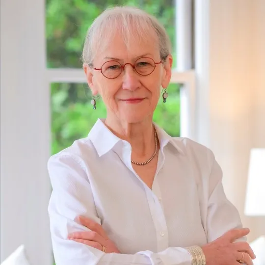 Carol Lexa, Agent in  - Compass