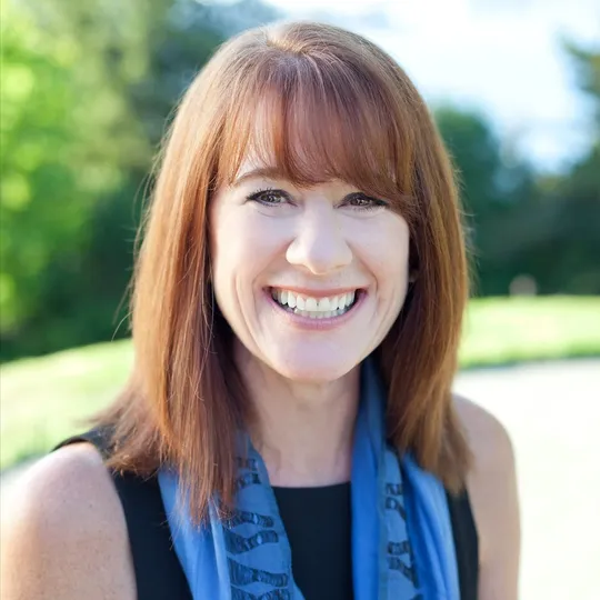 Chariti McElroy, Agent in  - Compass