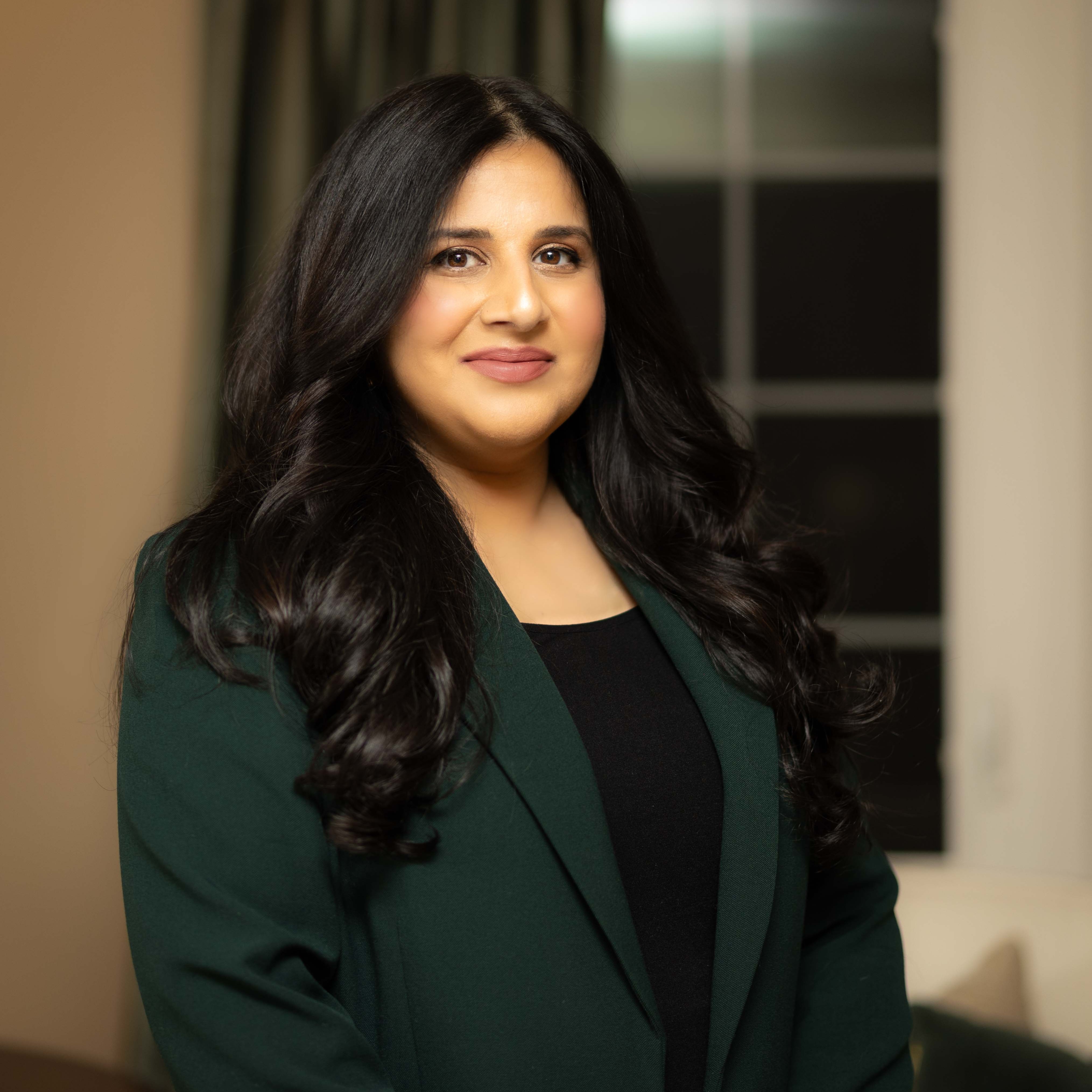 Headshot of Shaista Ahmad