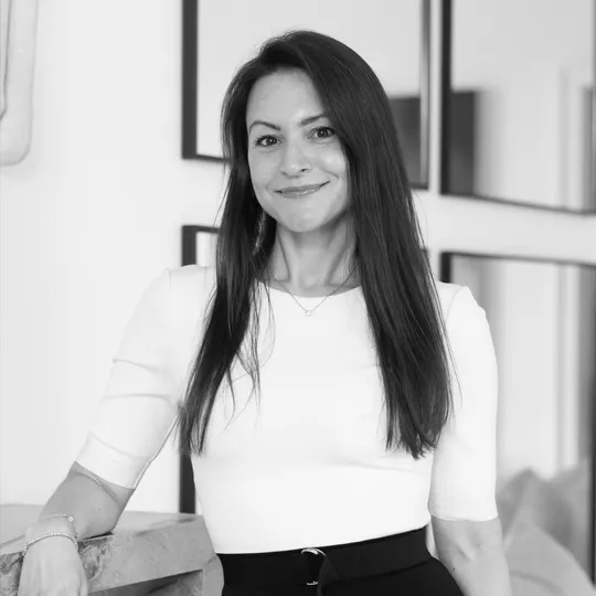 Mary Roth, Agent in  - Compass