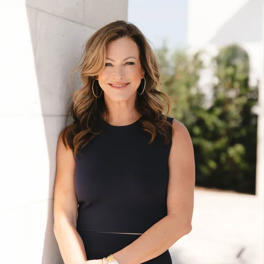 Kendall Hood, Agent in  - Compass