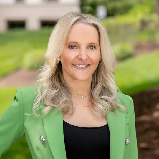 Danielle Spira, Agent in  - Compass