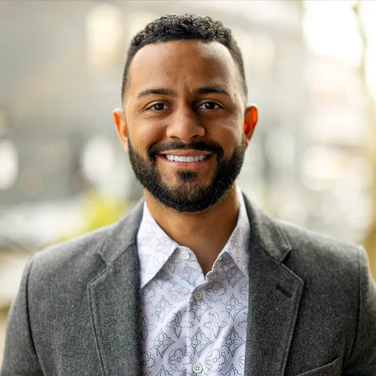 Brian Simono, Agent in  - Compass