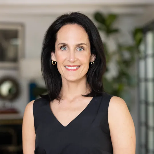 Caroline Harris, Agent in  - Compass