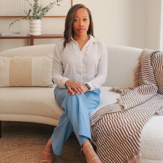 La-Sheyah Littles, Agent in  - Compass