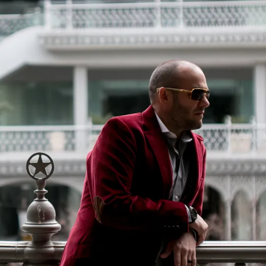 T.J. Frank, Agent in  - Compass