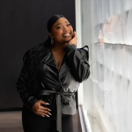 Kiara Jones, Agent in  - Compass