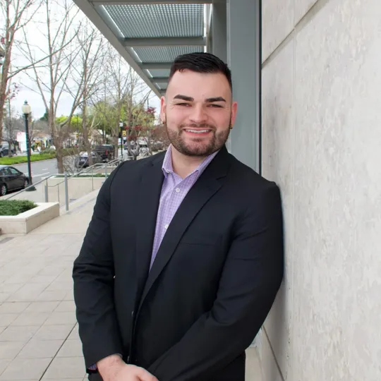 Peter Pozovich, Agent in  - Compass