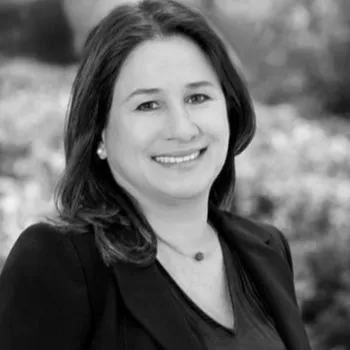 Ana Ventura, Agent in  - Compass