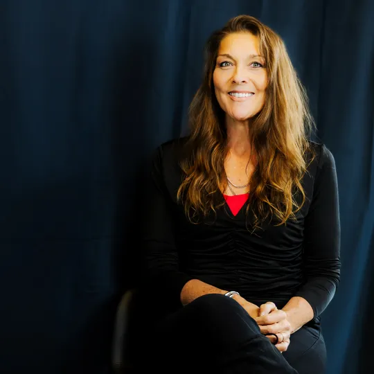 Lisa Scott, Agent in  - Compass