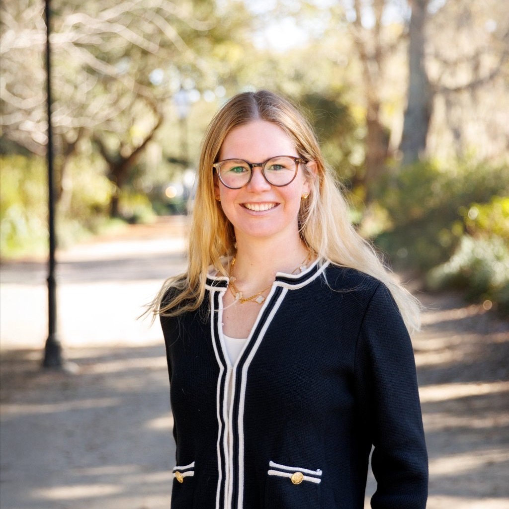 Headshot of Tessa Alvarez