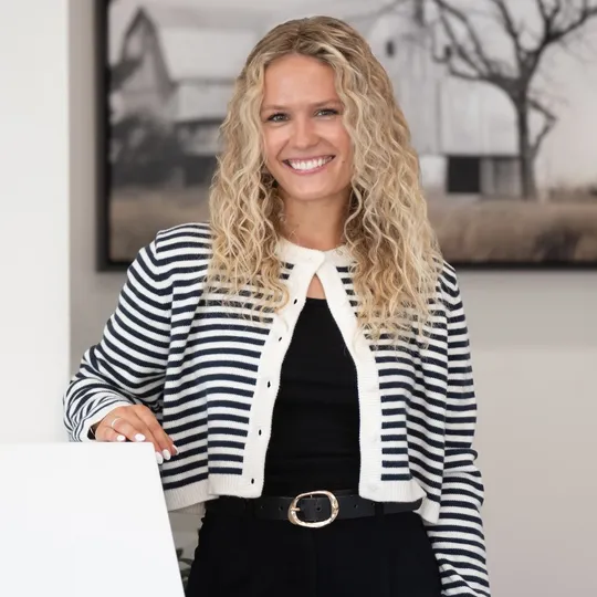 Cara Rickey, Agent in  - Compass