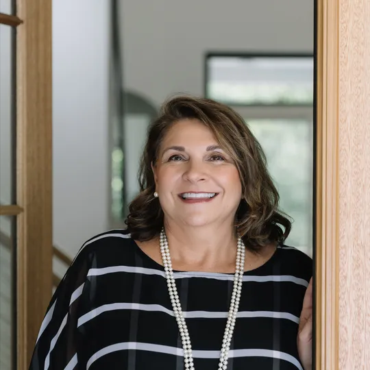 Joy Bowman, Agent in  - Compass