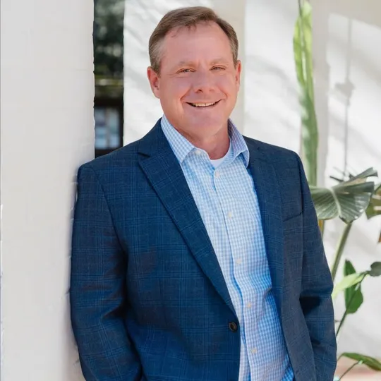 Mark Gentry, Agent in  - Compass