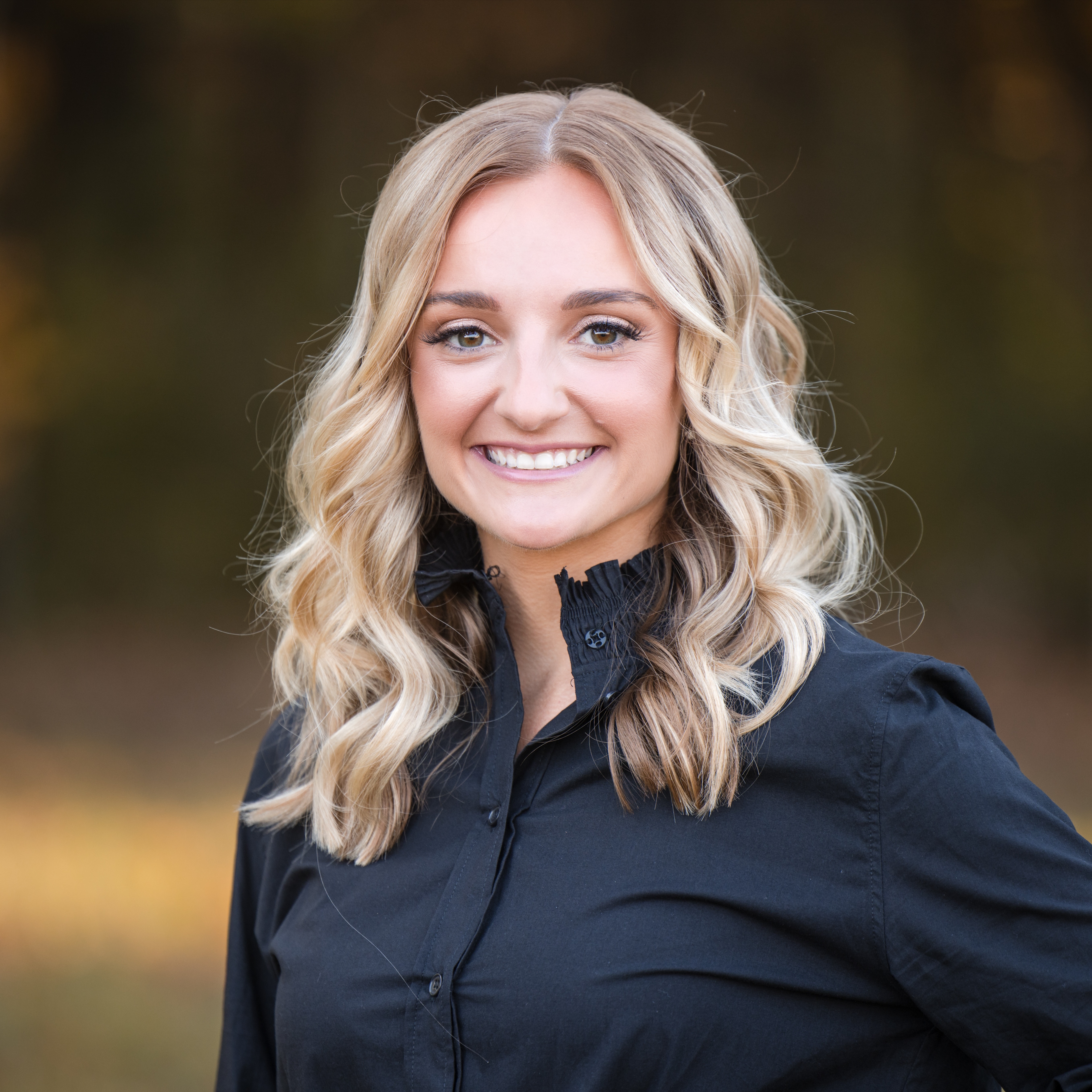 Headshot of Sydney Wood