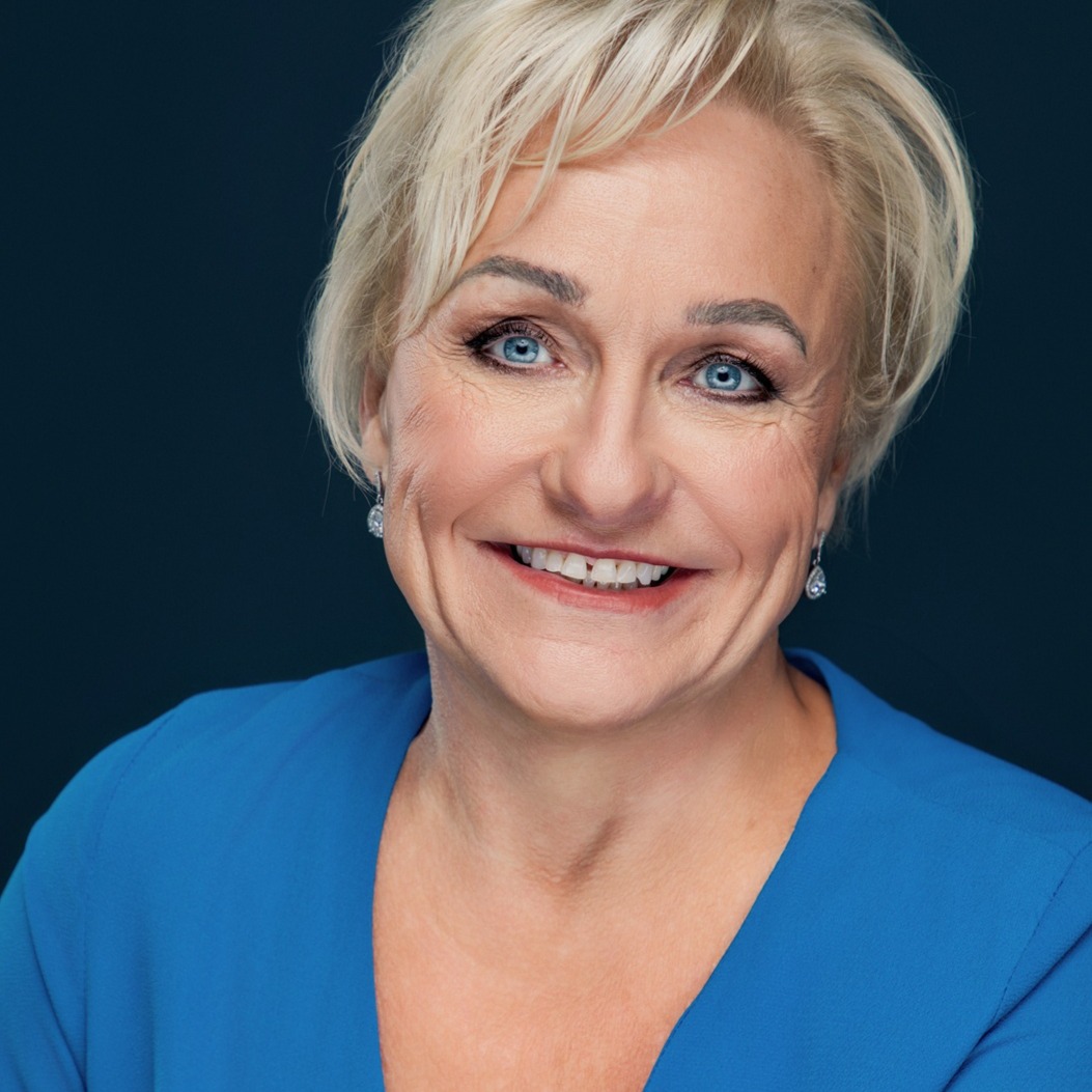 Headshot of Elisa Parker