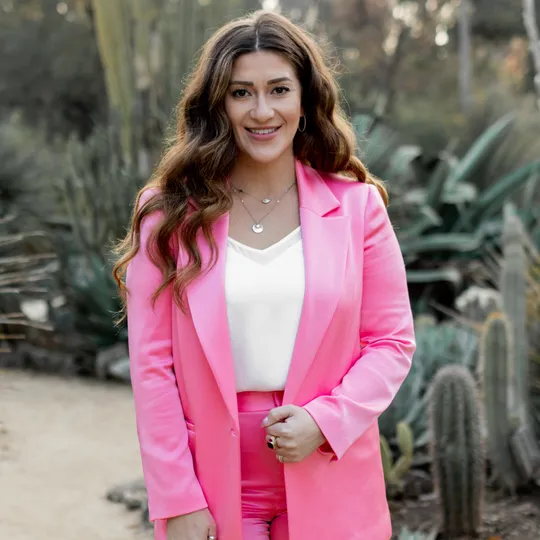 Meghan Philp, Agent in  - Compass