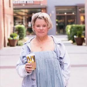 Kim Warden's Profile Photo