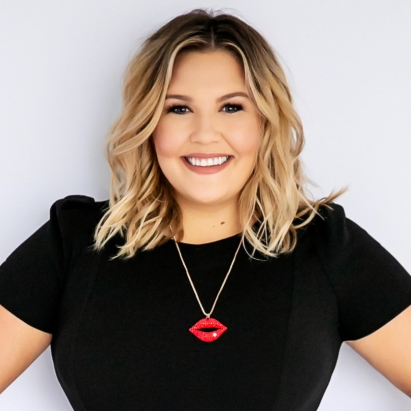 Headshot of Samantha Holt