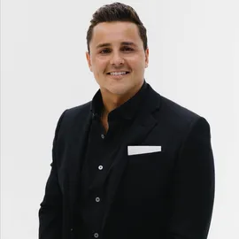 Dominic Brescia, Agent in  - Compass