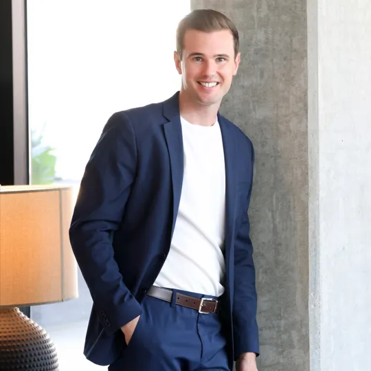 Tom Casey, Agent in  - Compass