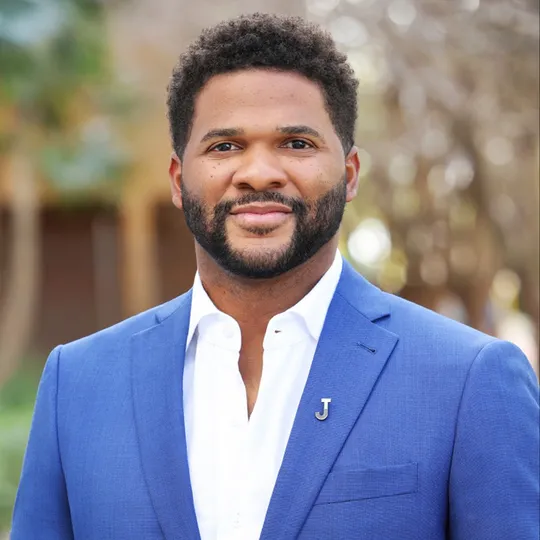 Javaras Thomas, Agent in  - Compass