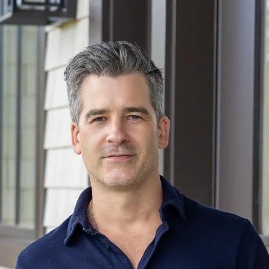 Ryan Gleason, Agent in  - Compass