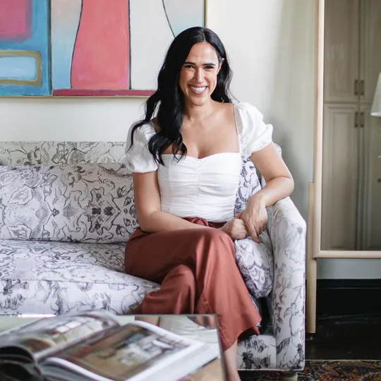 Kristina Temple, Agent in  - Compass