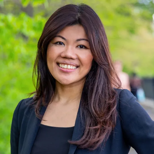 Rina Longstreet, Agent in  - Compass