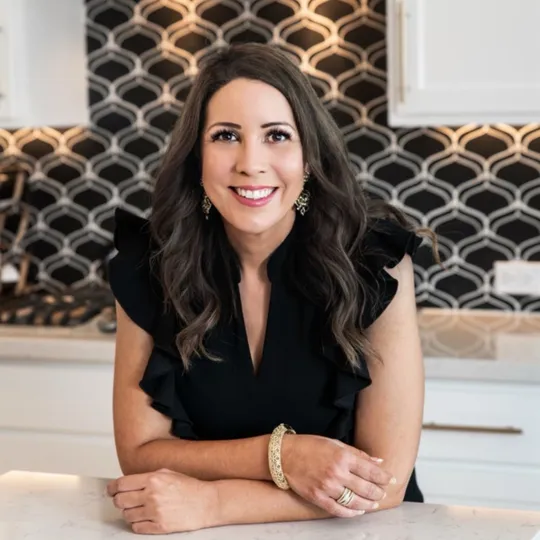 Renee Moreno, Agent in  - Compass