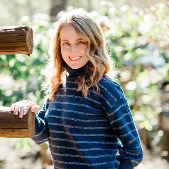 Natalie McFetridge, Agent in  - Compass