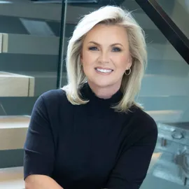 Jeannie Anderson, Agent in  - Compass