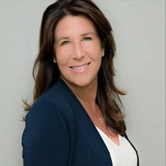 Jackie Dworkin, Agent in  - Compass