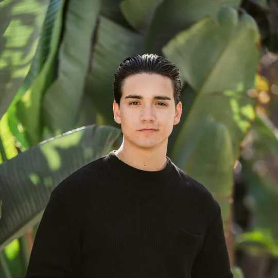 Bayley Bachiero, Agent in  - Compass