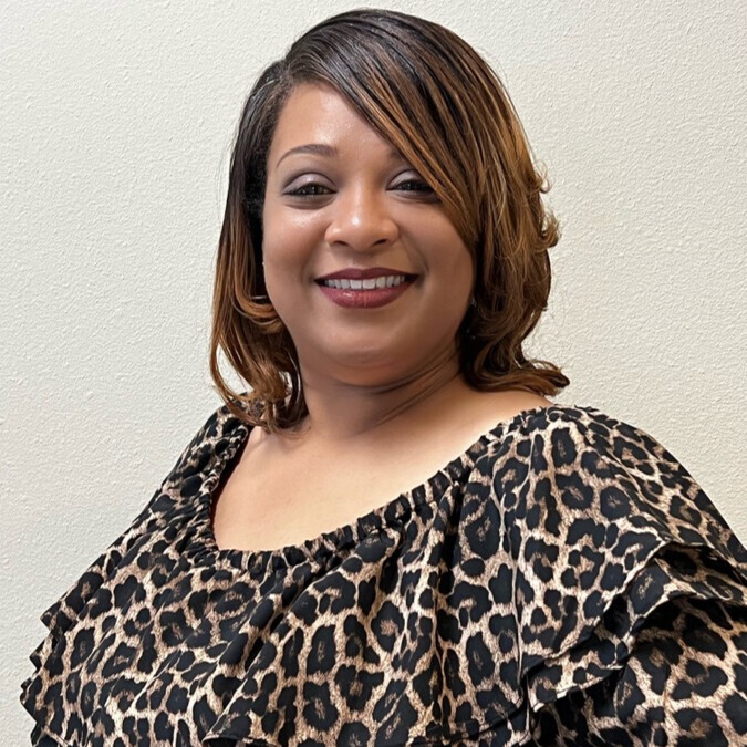 Headshot of Damika Lewis