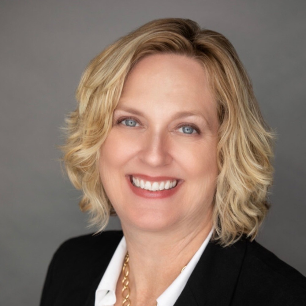 Headshot of Cindy Caruth