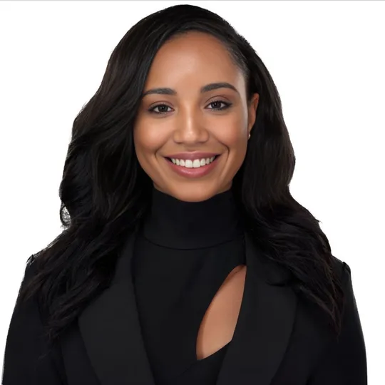 Siana Summey, Agent in  - Compass