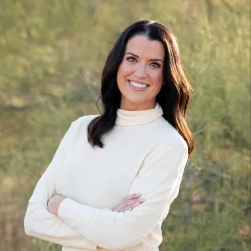 Allison Mikes, Agent in  - Compass