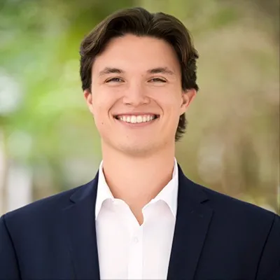 Carlos Cuan, Agent in  - Compass