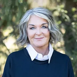 Heidi Kulp-Heckler, Agent in  - Compass