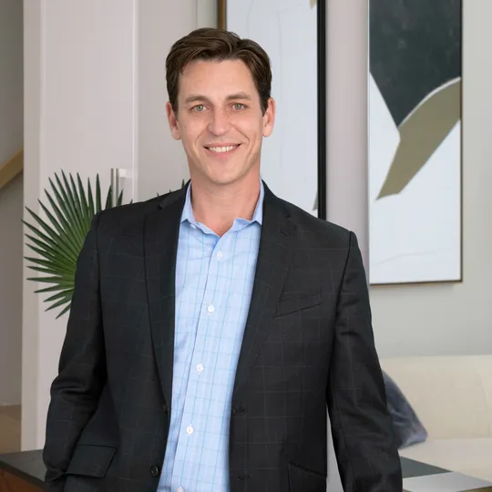 Scott Fava, Agent in  - Compass