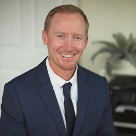 Jerry Thompson, Agent in  - Compass